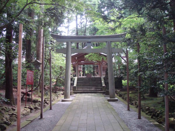 yahiko-shrine-keidaisha02