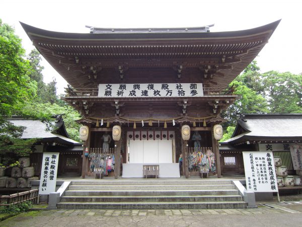 isasumi-shrine-2012-04