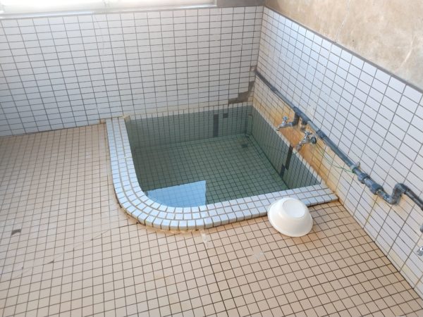 kira-communal-bath (1)