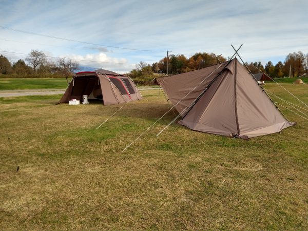 group-camping (1)